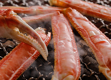 松葉かに 炭火焼き（昼食は基本宝楽焼き）